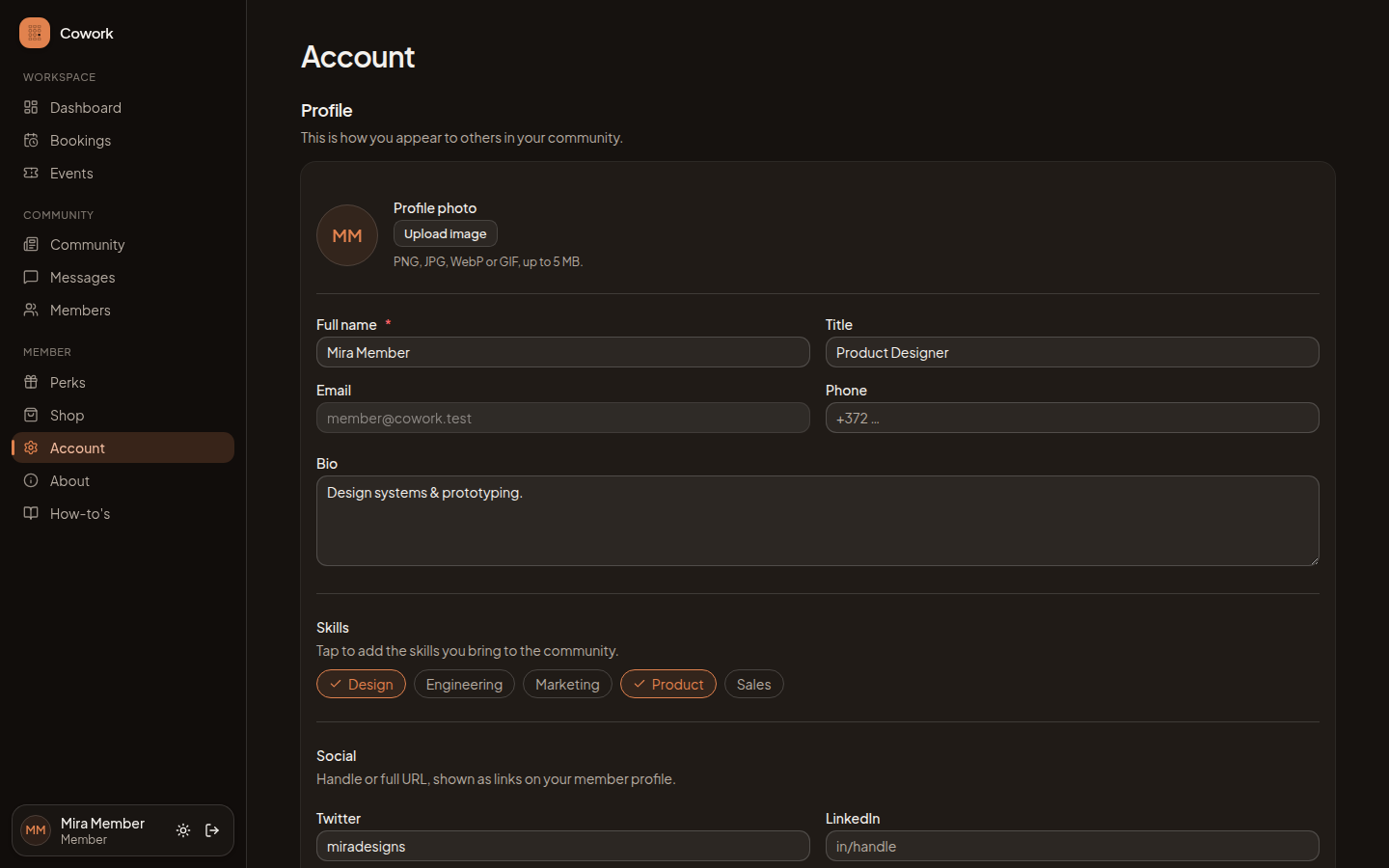 The billing page listing invoices with a Pay button